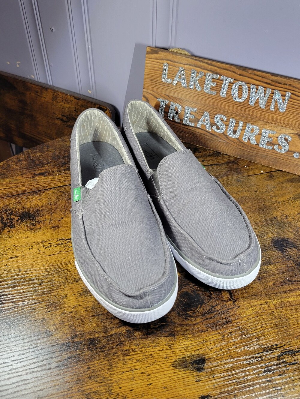 SANUK mens sideline size 10.5 Casual Slip-On Shoes - Picture 2 of 11